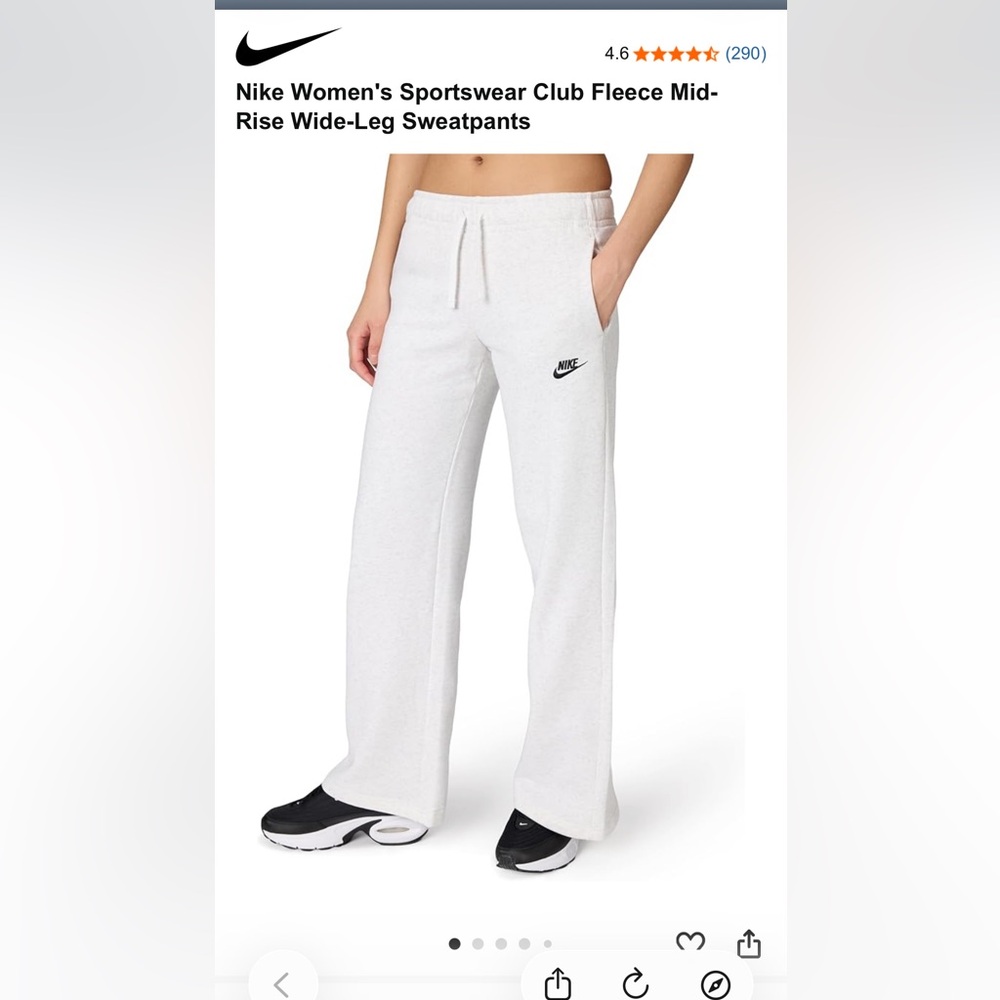 Nike Women's light grey Wide-Leg Fleece Joggers